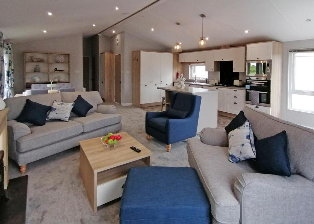The Springs Lakeside Holiday Park Fladbury Zewnętrze zdjęcie